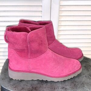UGG Australia Purple Kristin Suede Wedge Heel Winter Boot US 9.5 women’s